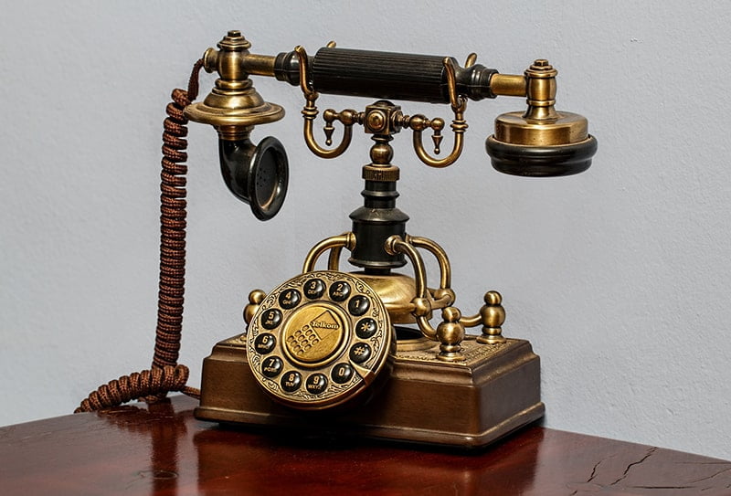 vieux téléphone